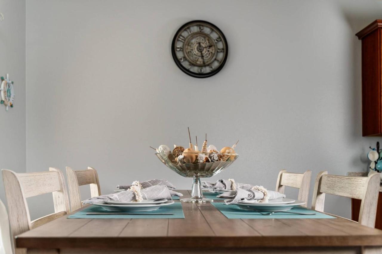 Bridgeport Condo #210 Сийсайд Екстериор снимка